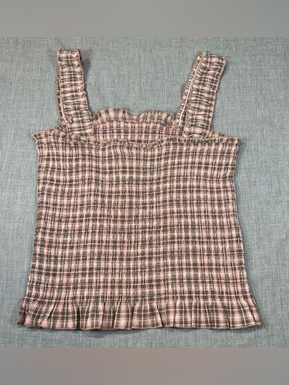 COCO & SHAY Pink Plaid Smocked Tank NWT - Picture 2 of 6